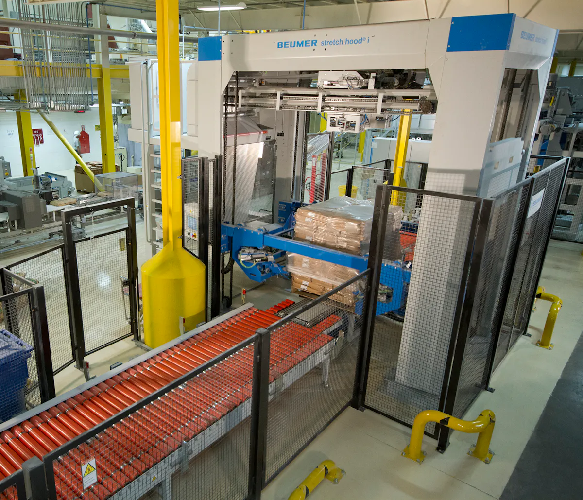 Compactor Stretch Shrink vs. Stretch: How They Stack Up for Your Pallet Loads | Material ...