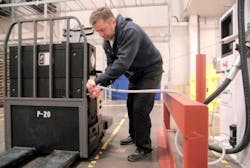 Mhlnews Com Sites Mhlnews com Files Uploads 2014 12 Fuel Cell Forklift Fueling 0 Mhlnews Com Sites Mhlnews com Files Uploads 2014 12 Fuel Cell Forklift Fueling 0