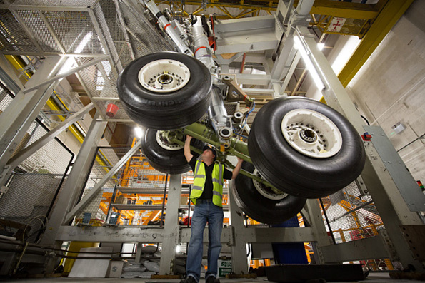 Employment Gains Should Lead to Growth in 2016