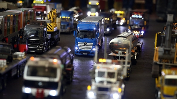 Trucking Moves Forward with Cautious Optimism