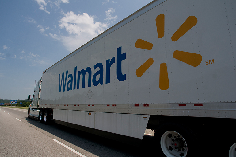 Walmart Offering Bonuses for New Truckers