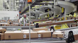 Amazon Tests Cheap Warehouses to Make Cyber Monday Snafu-Free