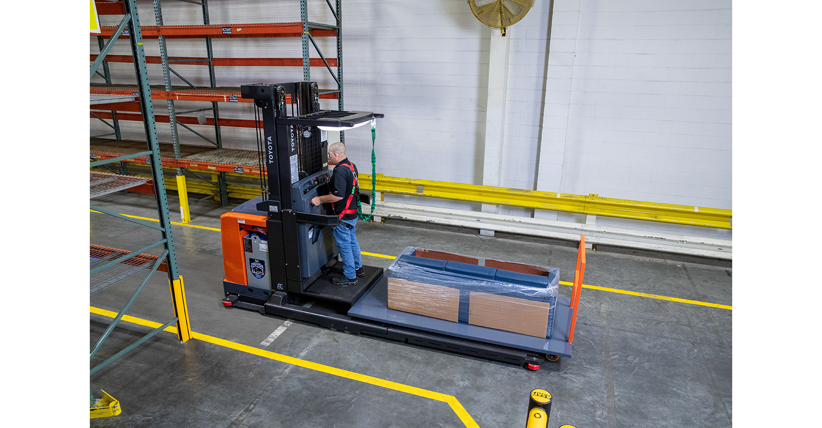 Toyota Mh L 61f9527f79df2