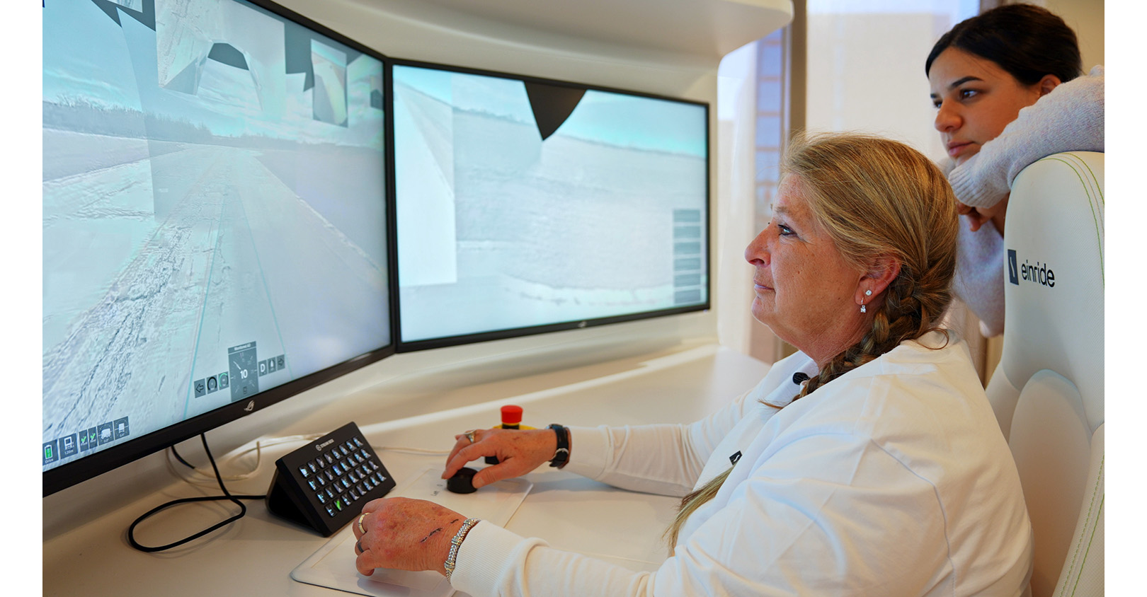 Long-time trucker Tiffany Heathcott joins Einride as a Remote Pod Operator.