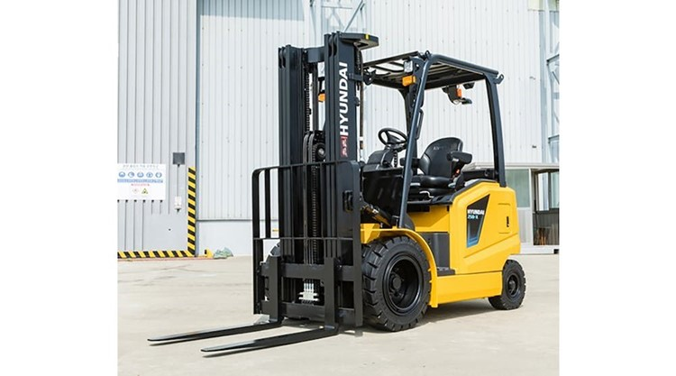 Electric Forklift 636027f14992c