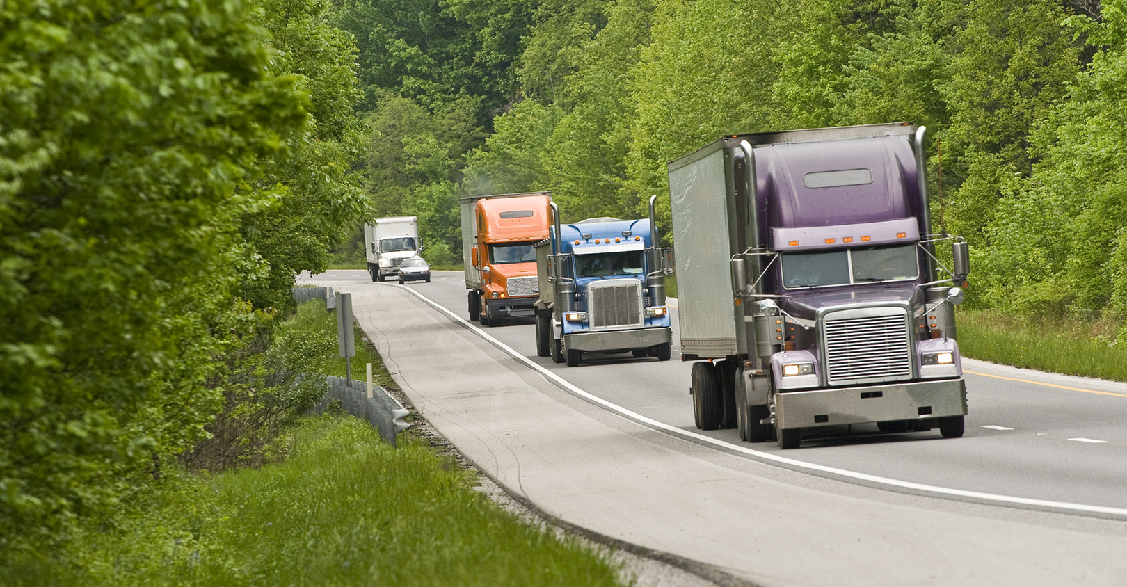 Trucks On Highway 638e63e4b331b