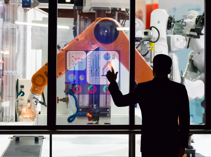 Warehouse Workers Say Robots are Friends, Not Foes