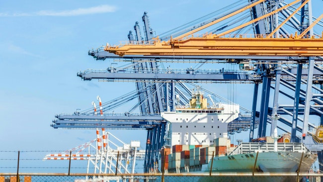 cranes_at_port