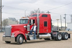 Women Truck Drivers are Safer Says New Study Women Truck Drivers are Safer Says New Study