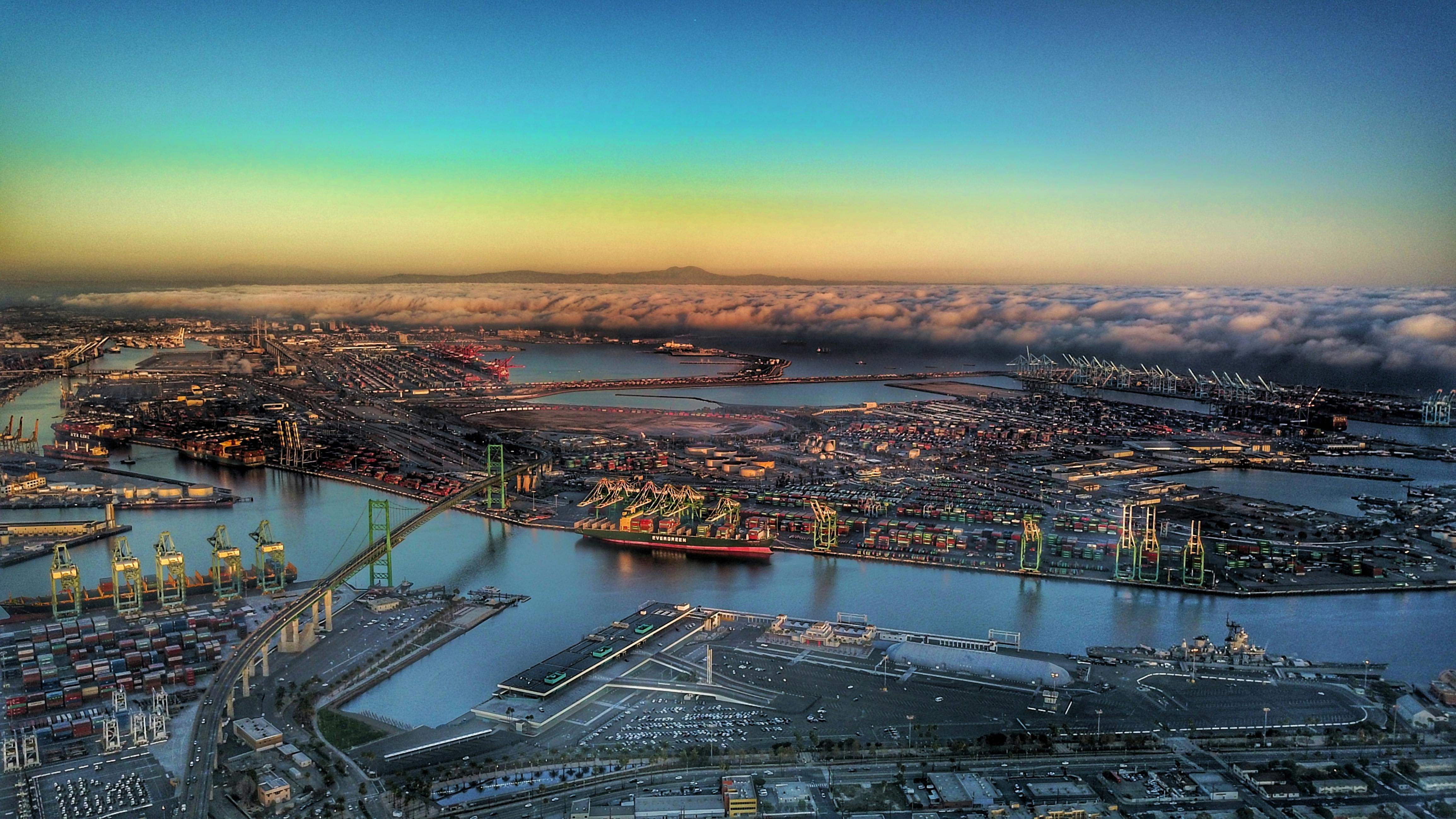 Import Cargo Continues Peak Season Surge