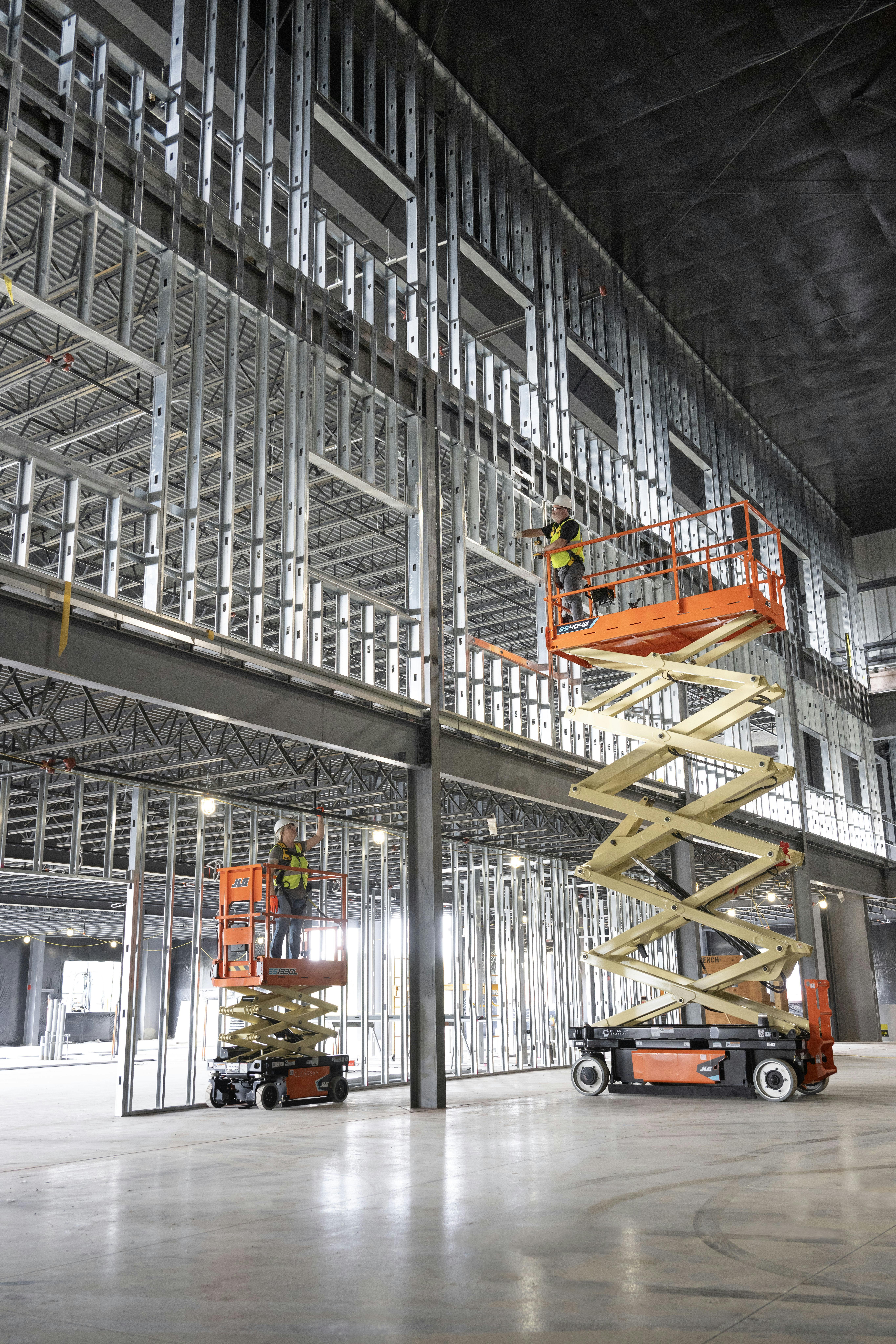 6776c104aa52843718c85d85 Jlg Es1330l Es4046 Lifts