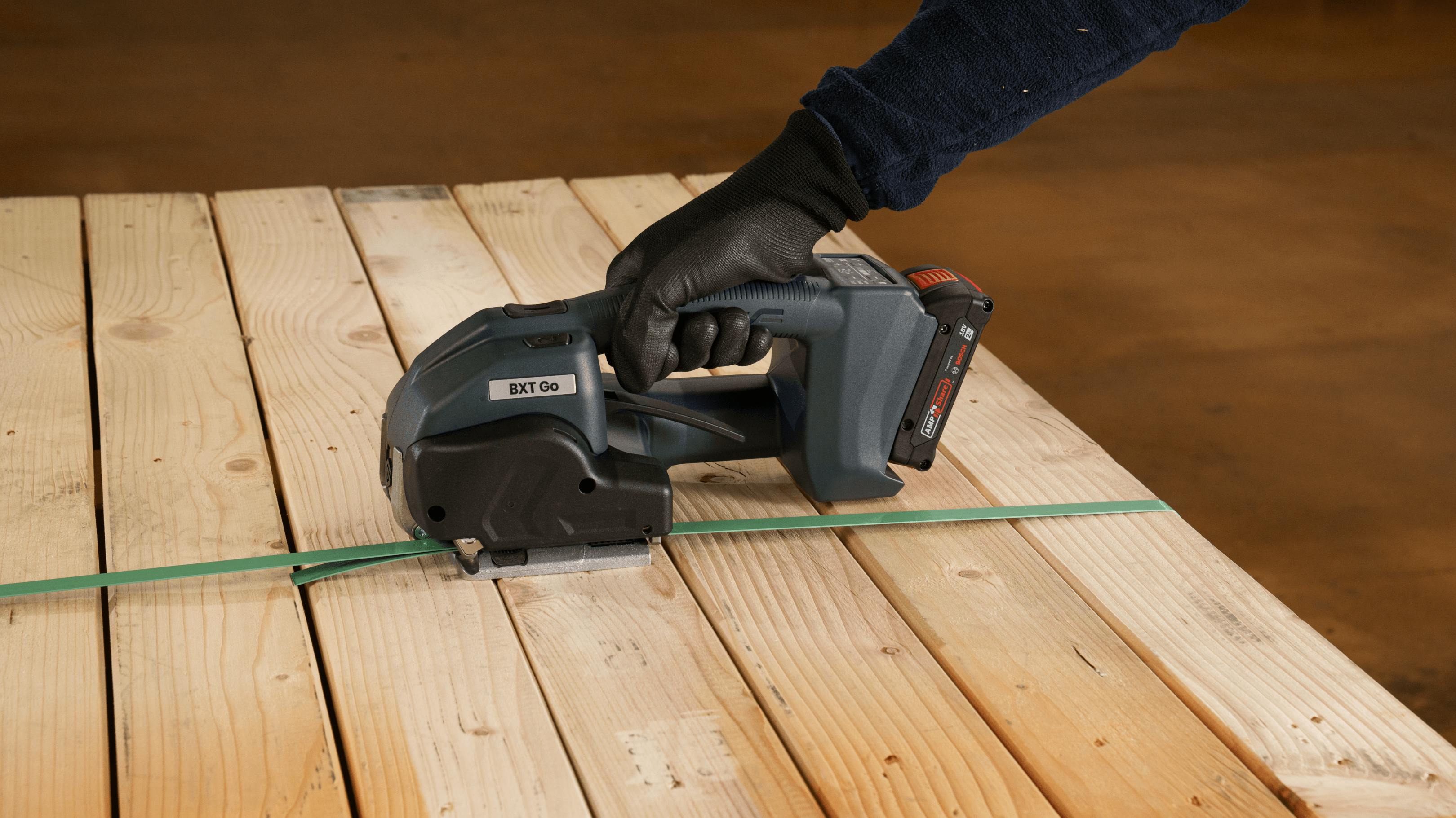 Signode strapping tool